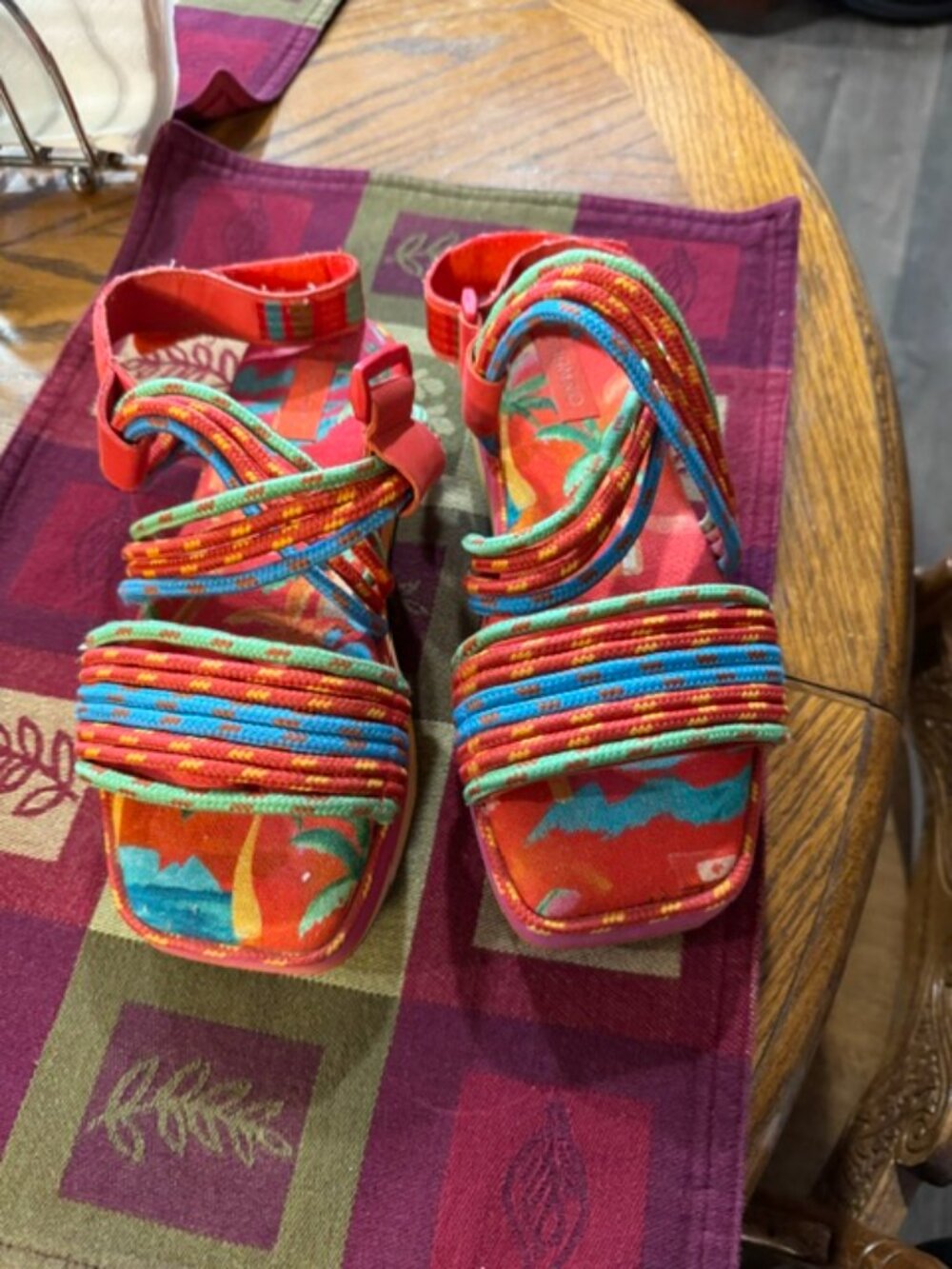 Farm Rio Sandals, size 8 US - Picture 3 of 4